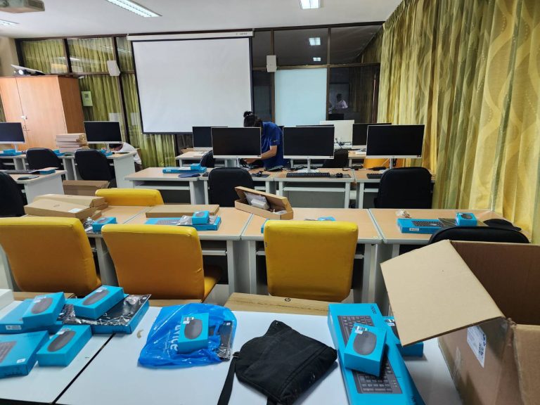 ติดตั้งคอมพิวเตอร์ All in One 30 เครื่อง วิทยาลัยชุมชนสงขลา ภาพที่ 2
